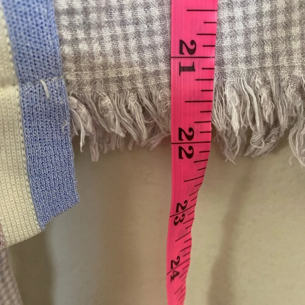 Hem & Thread Gray Button Up Shirt Frayed Hem Cropped Top Women’s Size Small - Picture 7 of 9